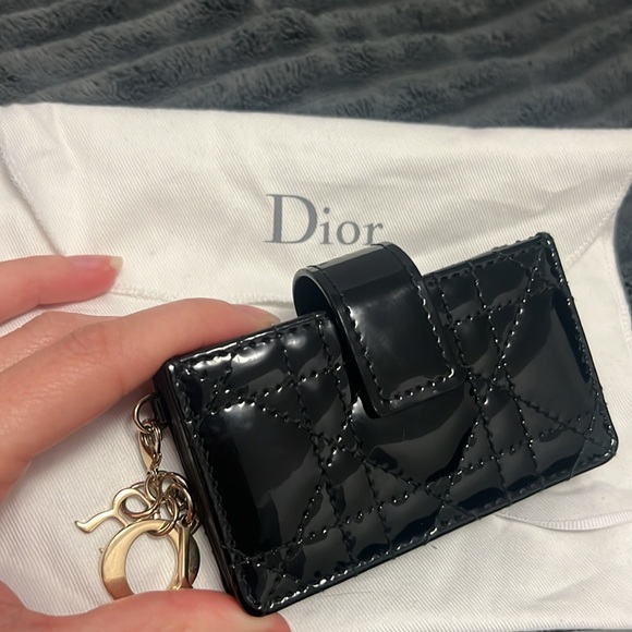 🔥 CHRISTIAN DIOR 🔥 Like new , full inclusion WALLET ‘24 - Picture 9 of 11